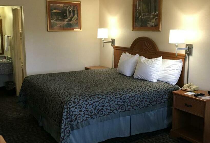 스탠다드 룸 킹사이즈 침대, Days Inn By Wyndham Lake City I75