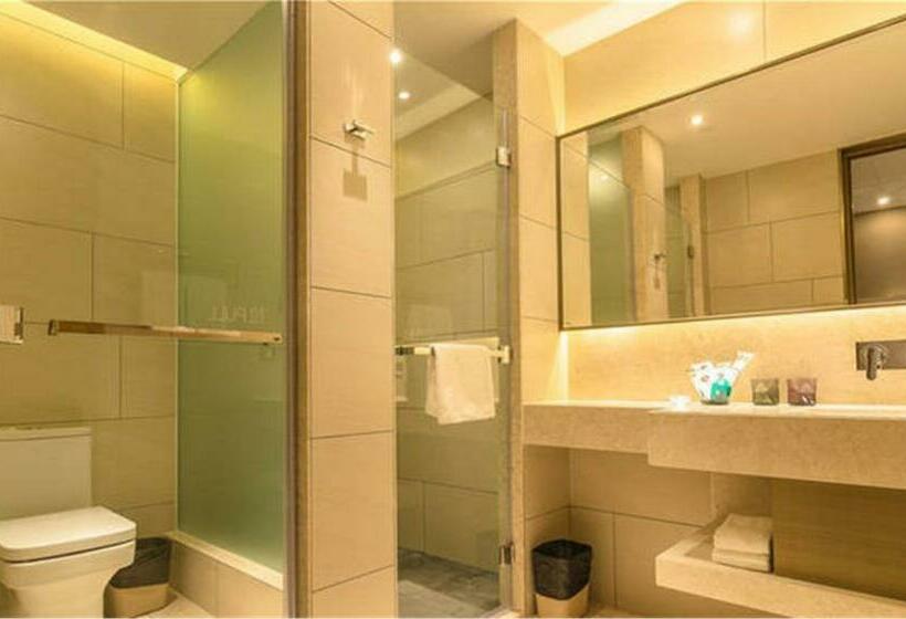 标准间, The Summit