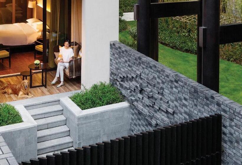 Номер Клуб Кровать Кинг, Hyatt Regency Chongming