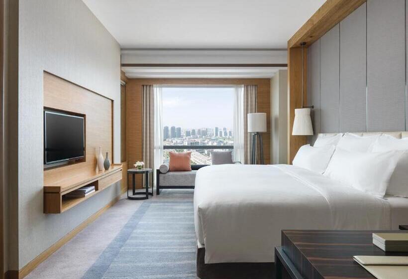 带大床的高级房间, Pullman Haining