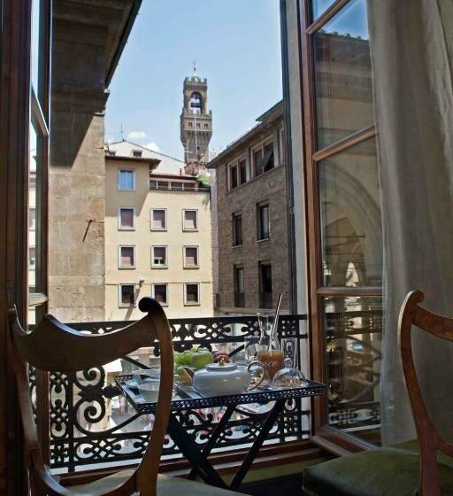 اتاق لوکس, Porcellino Gallery Art Boutique Bb