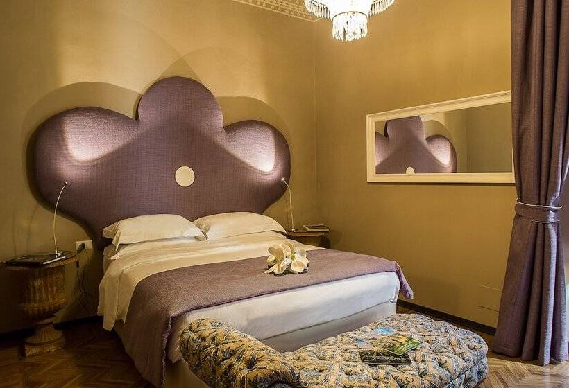 سوییت جونیور, Porcellino Gallery Art Boutique Bb