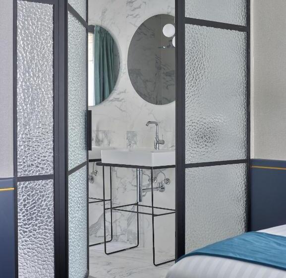 اتاق لوکس, Amosa Liège City Centre