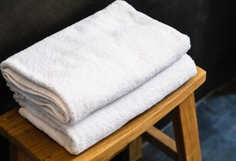 جناح مطل على البحر, Kaai 11