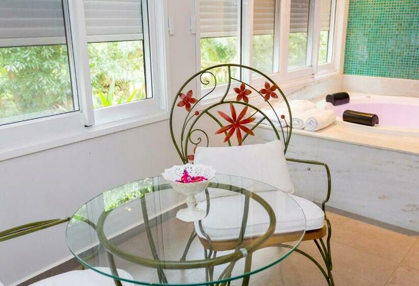 Люкс, Pousada Do Bosque