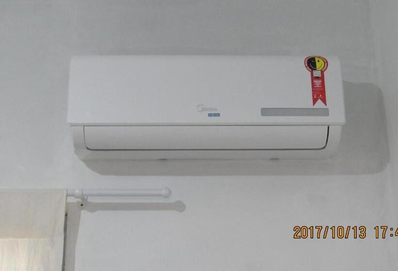 Семейный Номер, Pousada Girassol