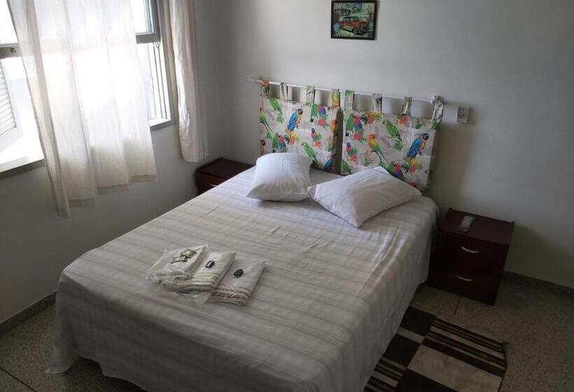 Трехместный Номер Комфорт, Pousada Girassol