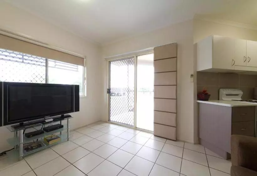 バルコニー付き１ベッドルームアパートメント, Rockhampton Serviced Apartments