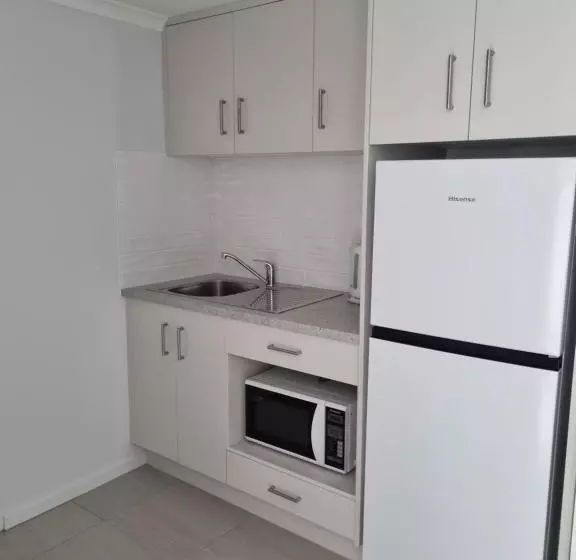 スタンダードスタジオ, Rockhampton Serviced Apartments