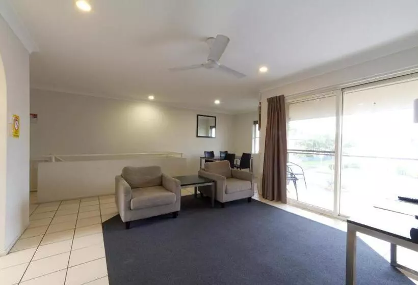 バルコニー付２ベッドルームアパートメント, Rockhampton Serviced Apartments