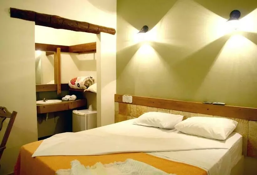 Sviitti, Salto Corumbá Hotel Camping Clube