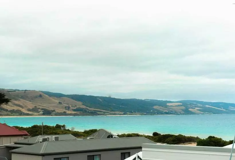 1 Bedroom Penthouse Apartment, The Apollo