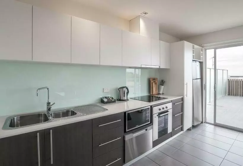 1 Bedroom Penthouse Apartment, The Apollo