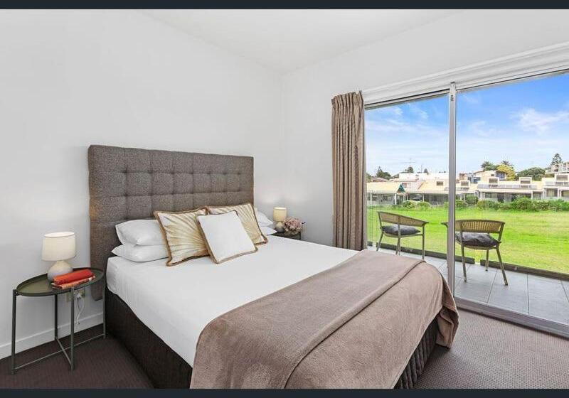 דירה בת חדר שינה 1 עם מרפסת, The Apollo