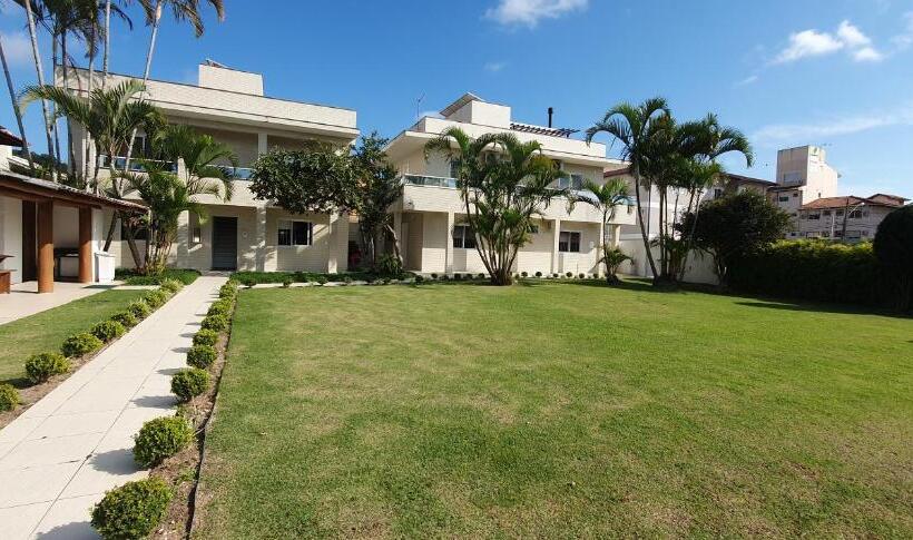 Номер Стандарт Трехместный, Tropicanas Apart