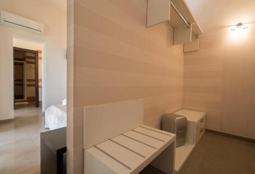 غرفة قياسية, B&b Nacore