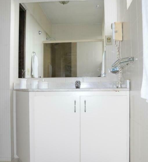 جناح سوبيريور, Elite