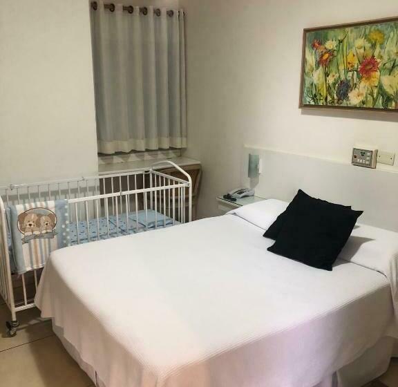 デラックスルーム, Pousada Ourinhos