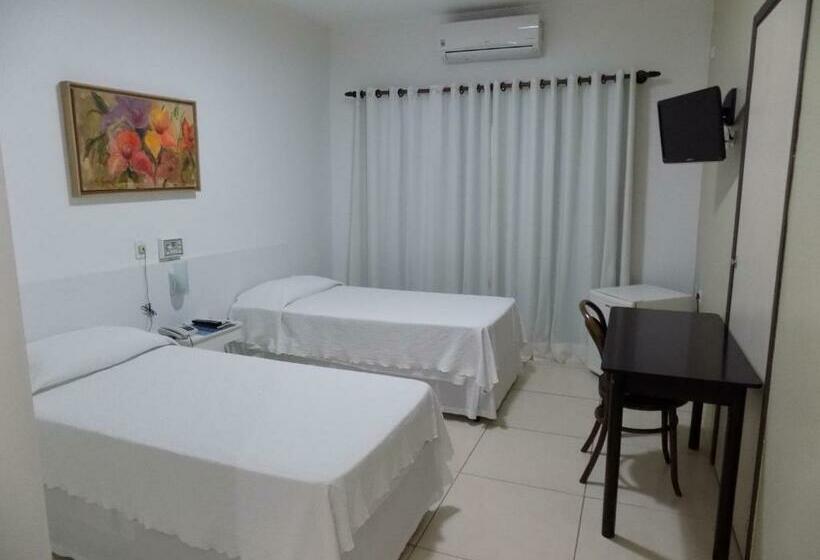 デラックスルーム, Pousada Ourinhos