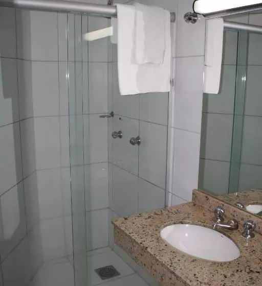 Perhehuone, Pousada Ourinhos