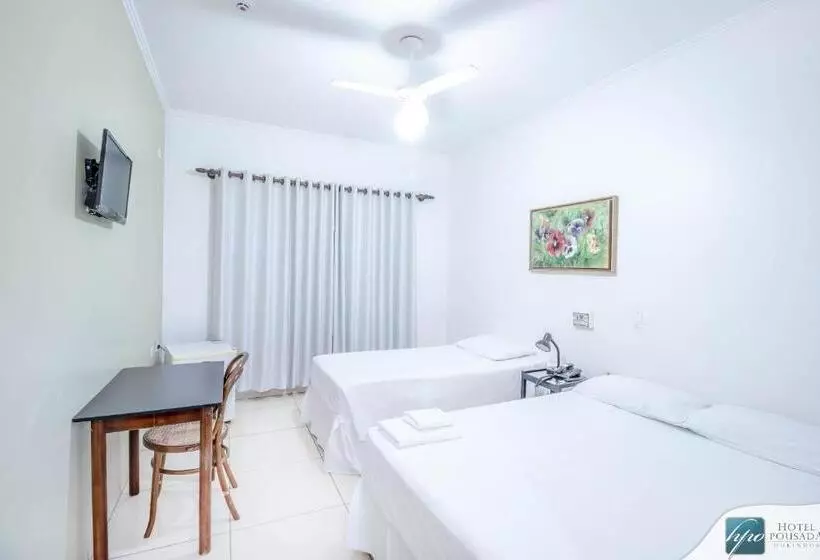 Deluxe Kolmen Hengen Huone, Pousada Ourinhos