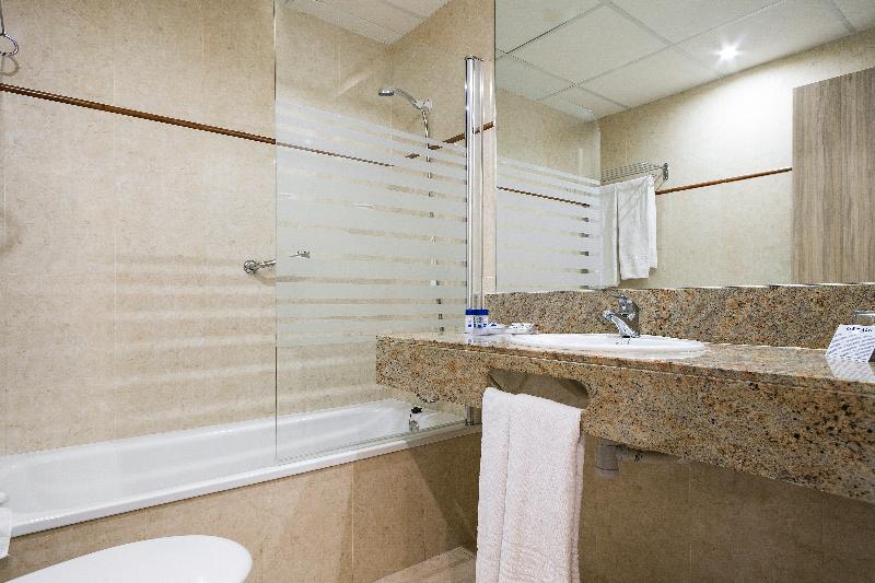 四人豪华间, Summit Suítes Hotel Cachoeira Paulista