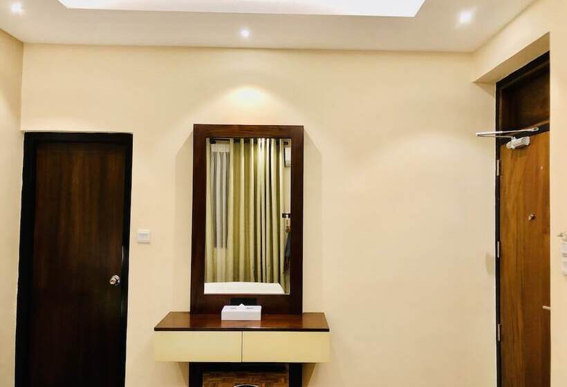 Номер Стандарт, Tropic Inn