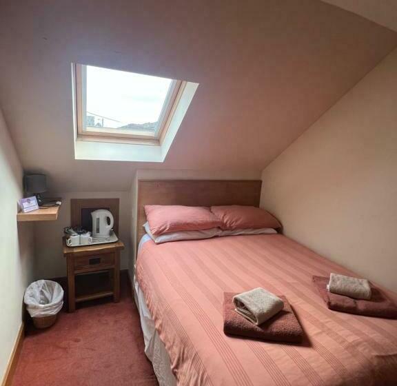 Habitación Basic, Glenarroch & Witchwood