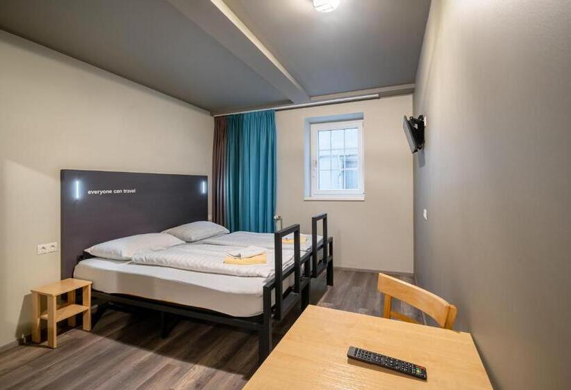 Quarto standard, a&o Salzburg Hauptbahnhof