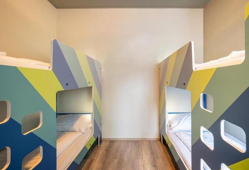 Cama em Quarto Partilhado, a&o Salzburg Hauptbahnhof