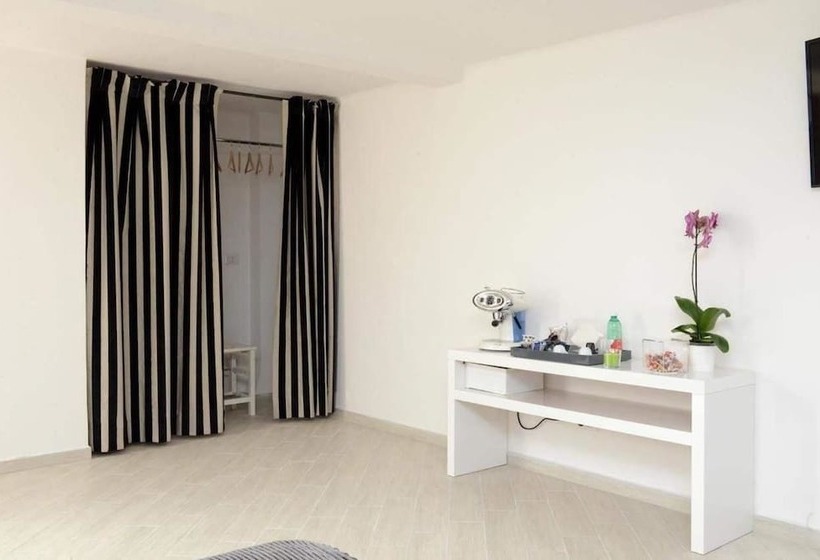 חדר אקונומי, B&b Sparano Luxury Suites