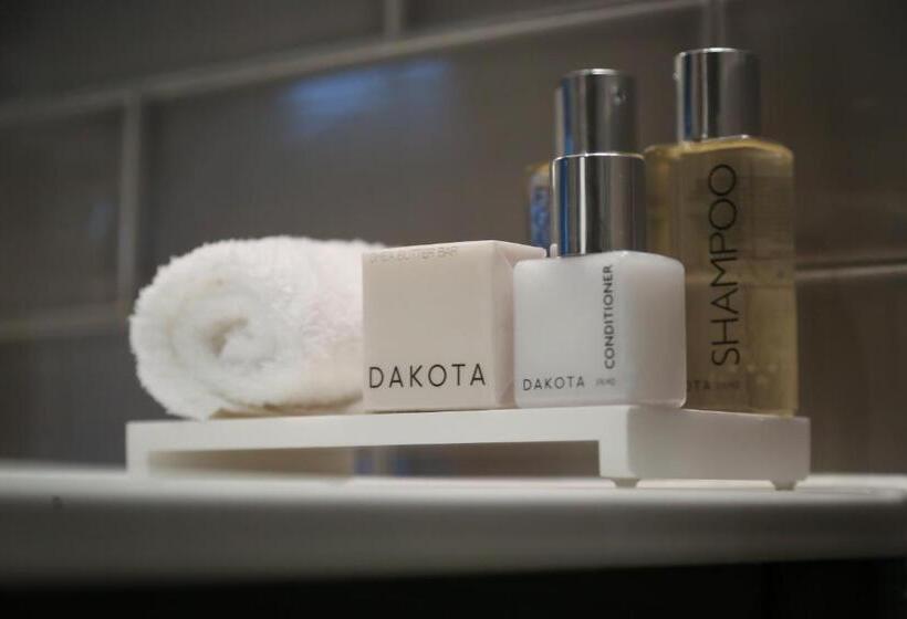 חדר אקזקיוטיב חדר קינג, Dakota Glasgow