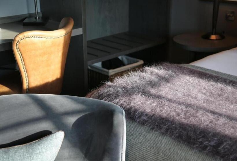 اتاق استاندارد با تخت بزرگ, Dakota Glasgow