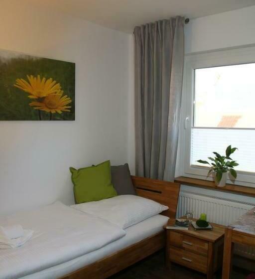 标准单人间, Der Teichhof