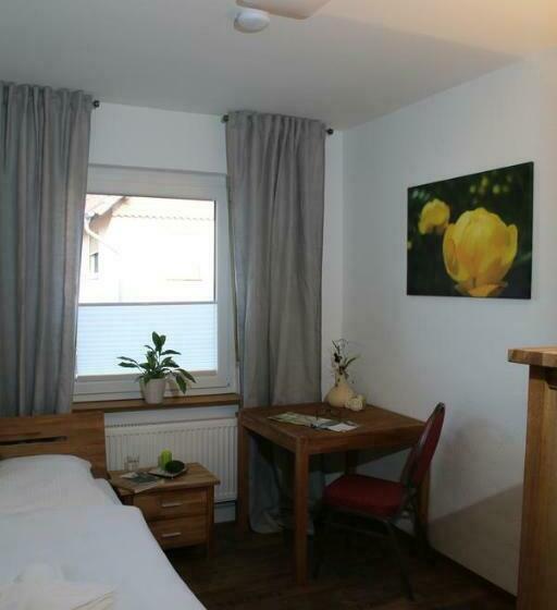 标准单人间, Der Teichhof