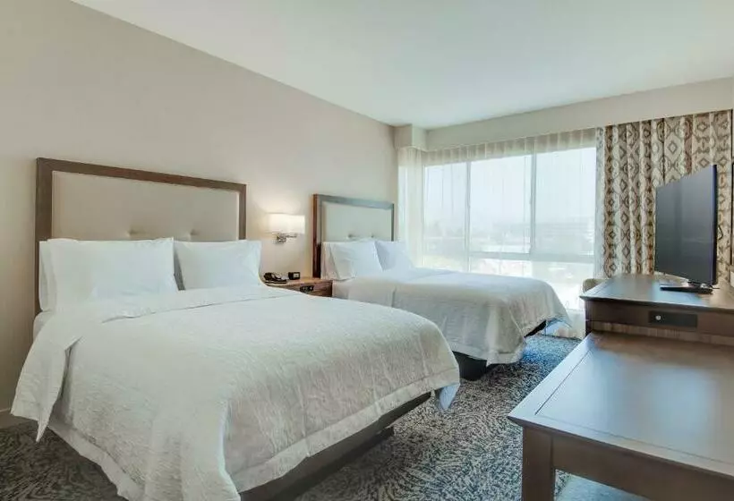 Standard-huone, Hampton Inn & Suites Los Angeles Glendale