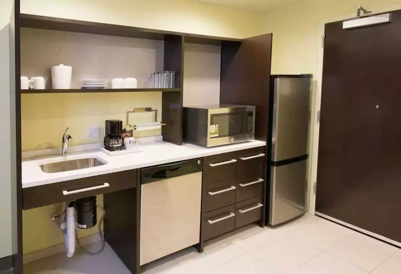 身障者適用スイートルーム, Home2 Suites Newnan