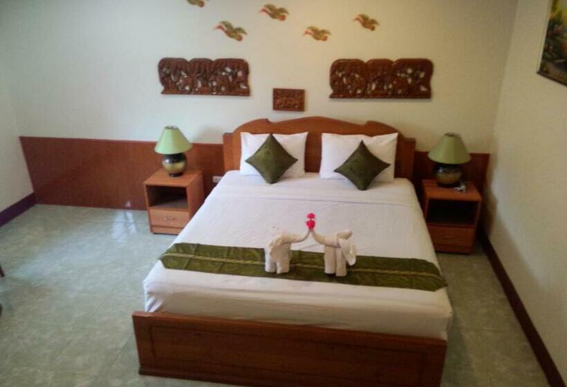 חדר דלוקס, Ngamta