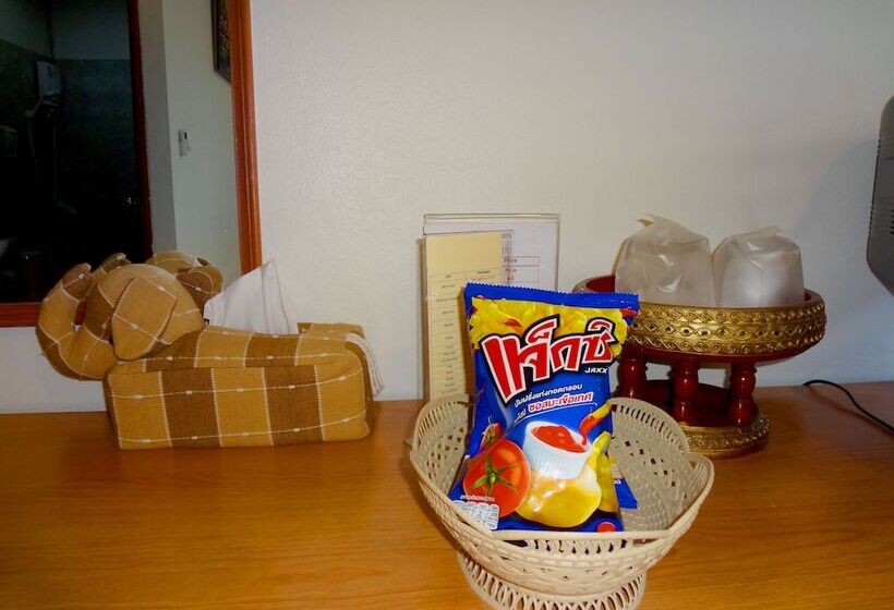 חדר דלוקס, Ngamta