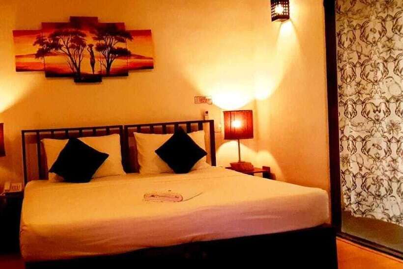 Deluxe Zimmer, Pavana