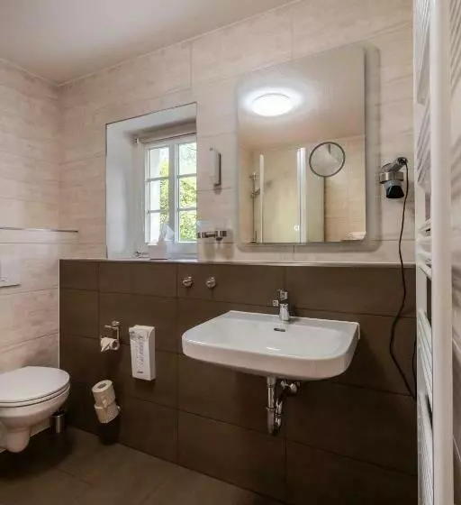 Deluxe-huone, Romantik Hotel Zum Lindengarten