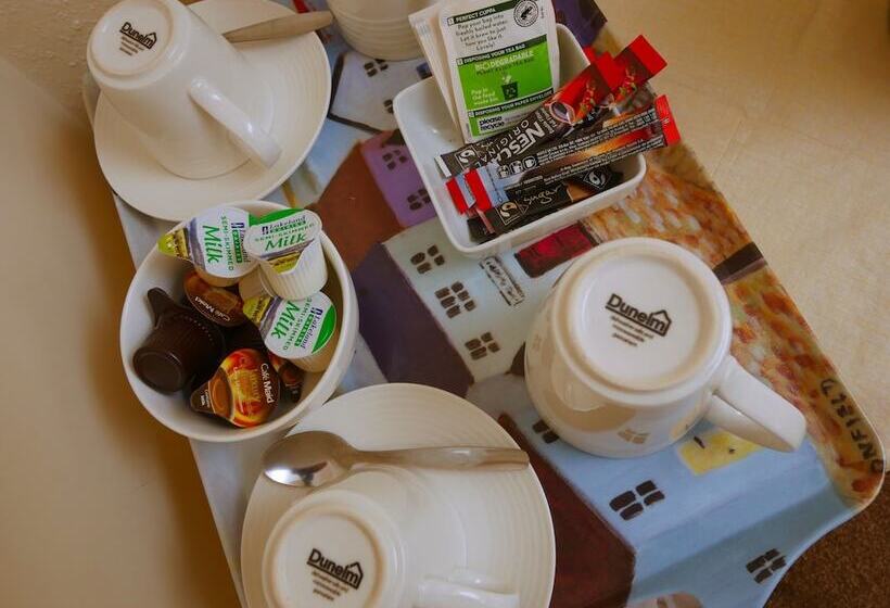 غرفة قياسية, The Five Bells, Eastry