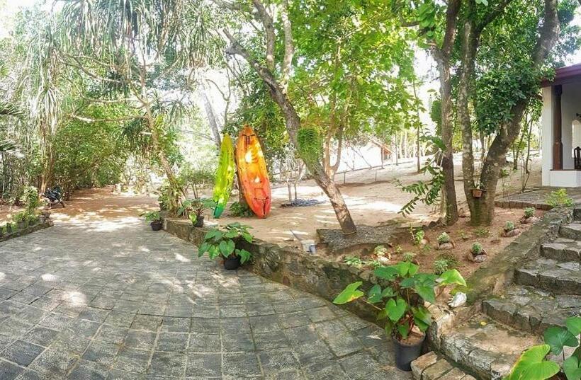 اتاق استاندارد, The Waves Beach Chalets