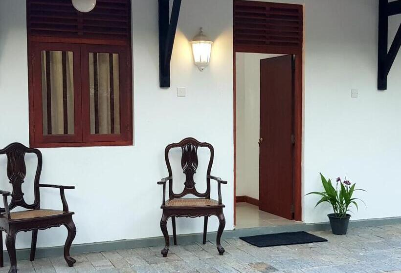 اتاق استاندارد, The Waves Beach Chalets