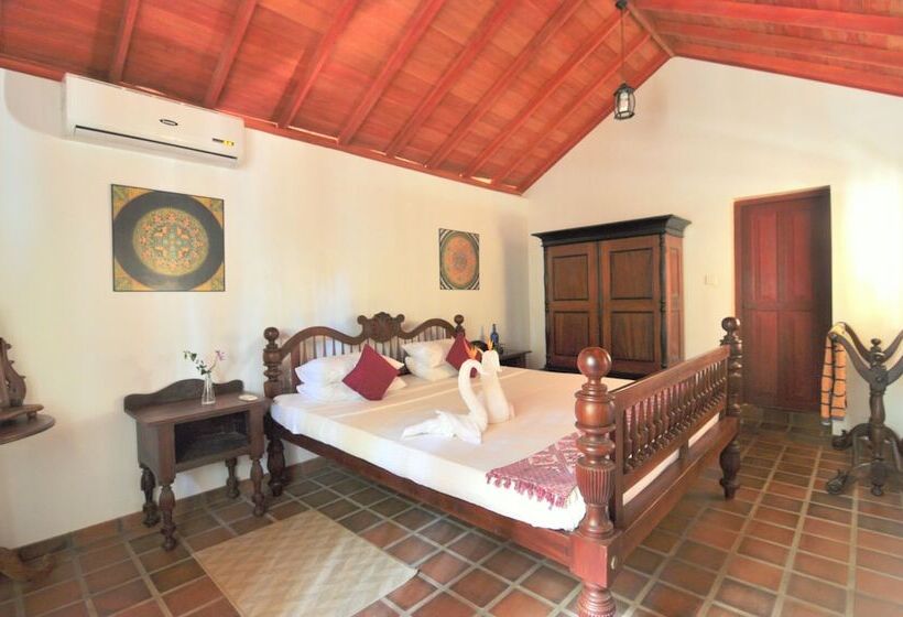 کلبه ییلاقی سوپریور یک خوابه, The Waves Beach Chalets