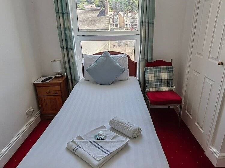 חדר סטנדרד יחיד חדר אמבטיה משותף, The Cardigan Bay Guest House