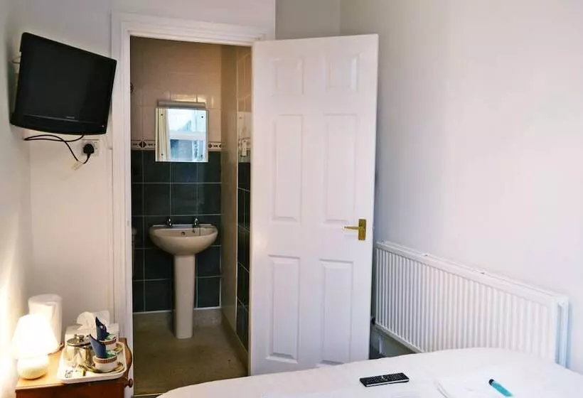 バス共有のスタンダードルーム, The Cardigan Bay Guest House