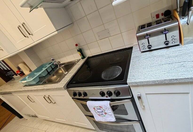 Апартаменты 1 Спальня, The Cardigan Bay Guest House