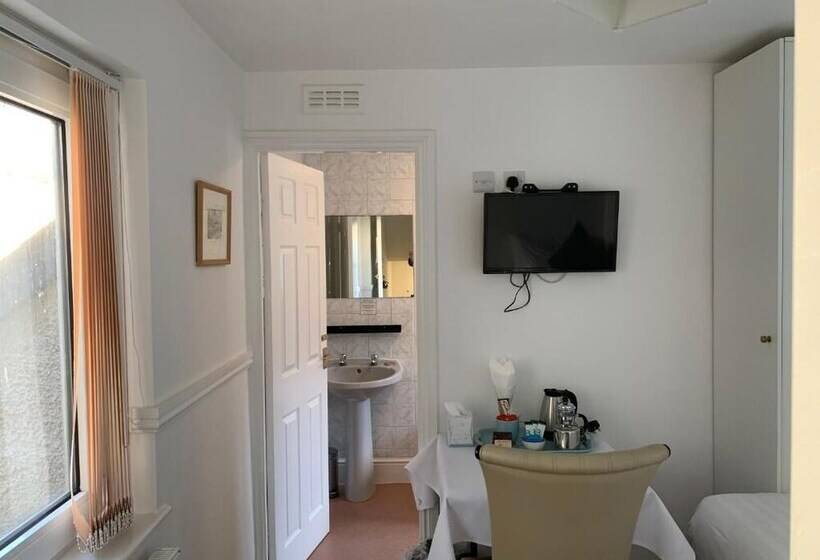 חדר סטנדרט יחיד, The Cardigan Bay Guest House