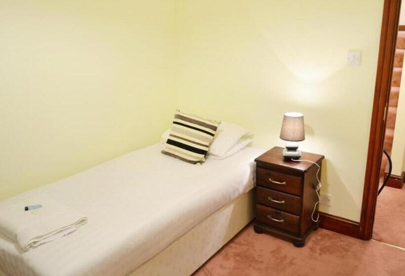 דירת חדר, The Cardigan Bay Guest House